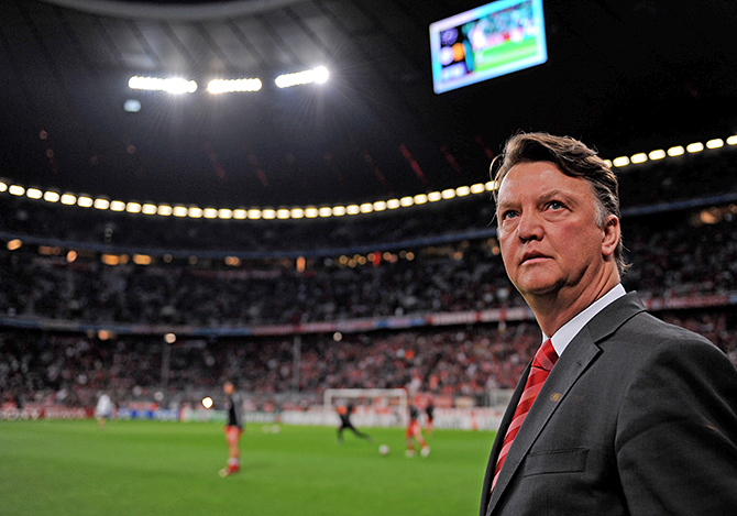 Ван Гал может сделать ван Перси капитаном \"МЮ\"