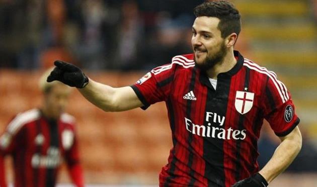 \"Фиорентина\" может подписать Дестро