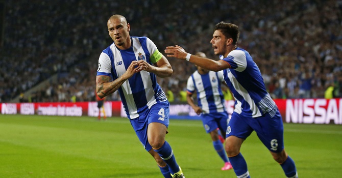 \"Бешикташ\" обыгрывать это тяжко