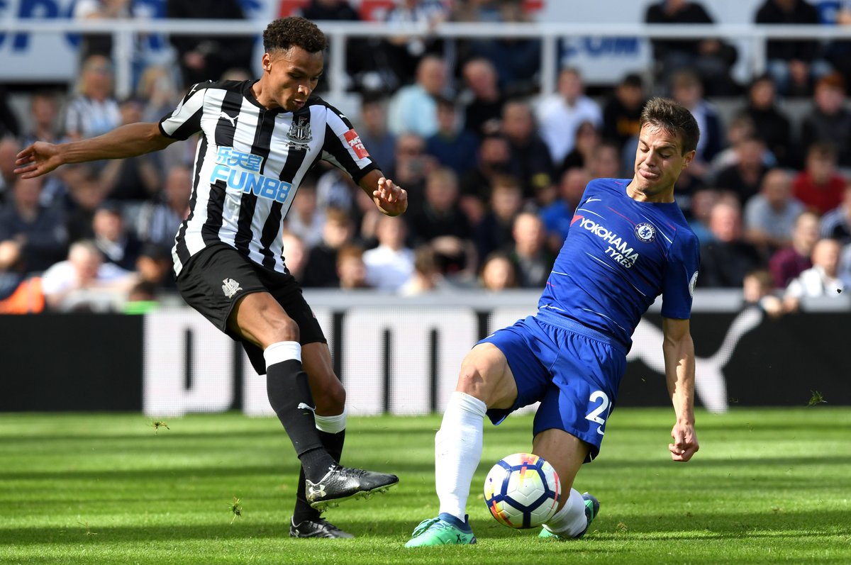 \"Ньюкасл\" разгромно победил \"Челси\"