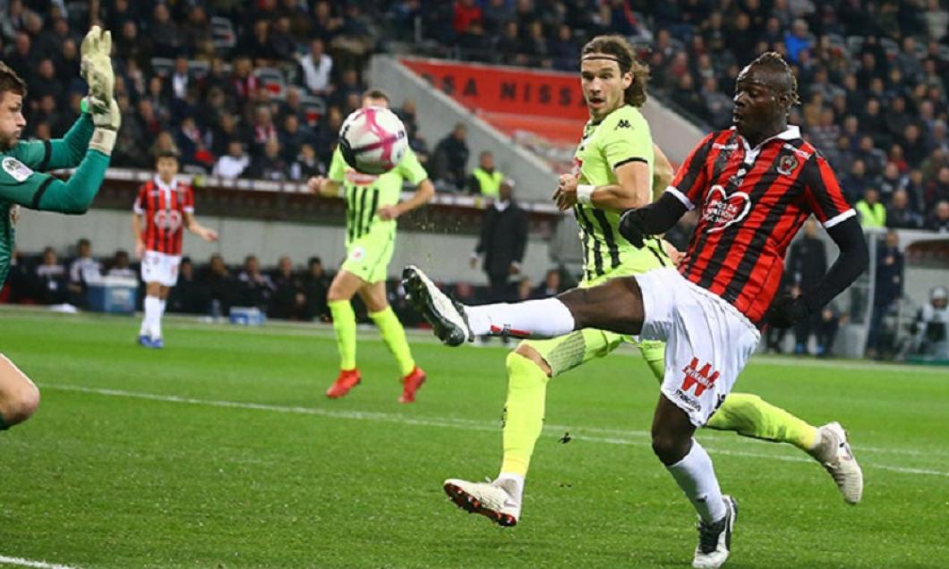 \"Ницца\" и \"Анже\" голов не забили