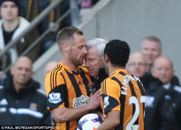 Нокаут: главный тренер \"Ньюкасла\" дисквалифицирован на семь матчей