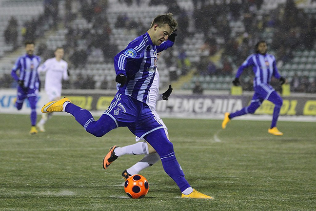 \"Динамо Киев\" разгромило в гостях \"Ворсклу\"