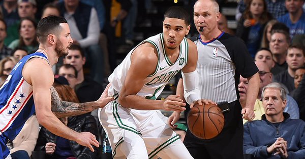 \"Бостон\" одержал победу над \"Филадельфией\"