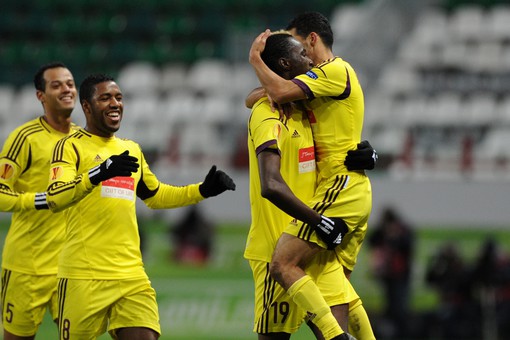 \"Анжи\" в драматичном матче обыграл \"Рубин\"