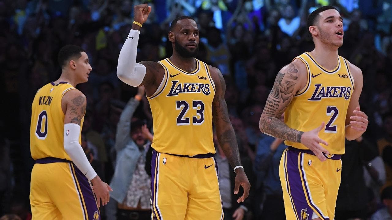 \"Лос-Анджелес Лейкерс\" оказались сильнее \"Денвер Наггетс\"