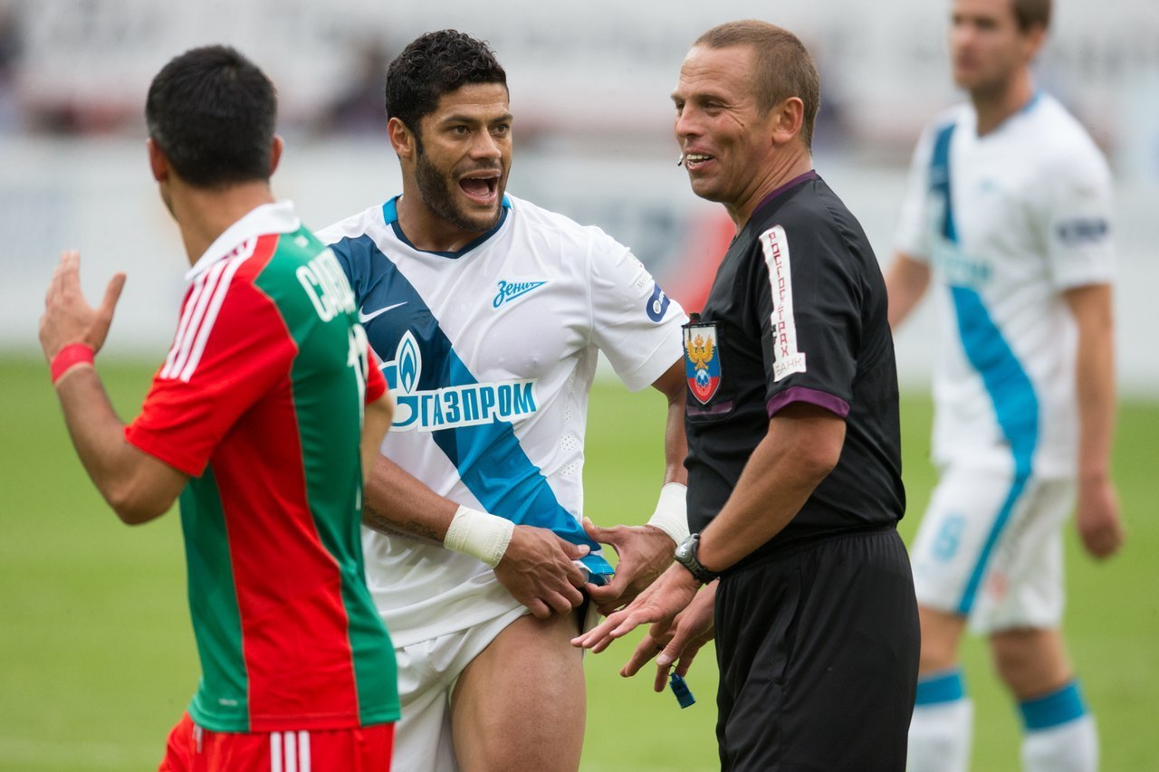 Гол Хави Гарсии принёс \"питерцам\" победу над \"Локо\"