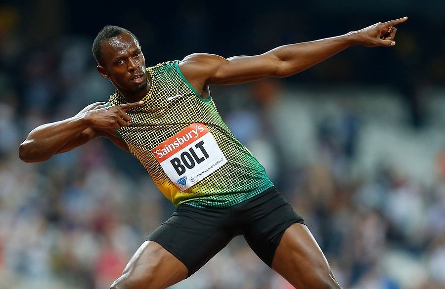 Болт обогнал автобус