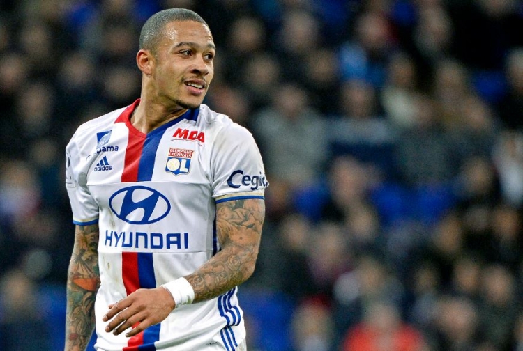 Депай не думает о возвращении в \"МЮ\"