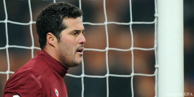 \"Милан\" отрицает интерес к Жулио Сезару