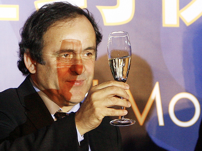 Платини оставит свой пост в 2019-м году