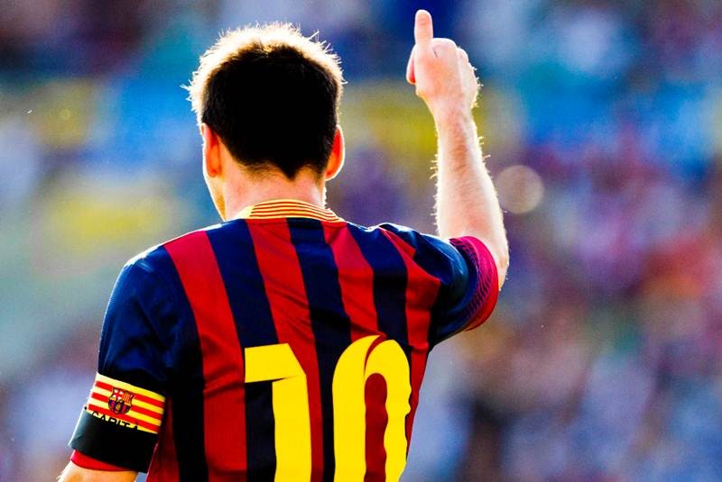 Месси гнобит других игроков \"Барсы\"?