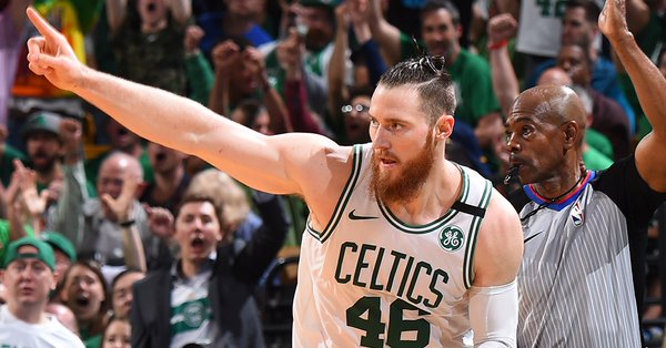 \"Бостон\" вышел в финал Восточной конференции