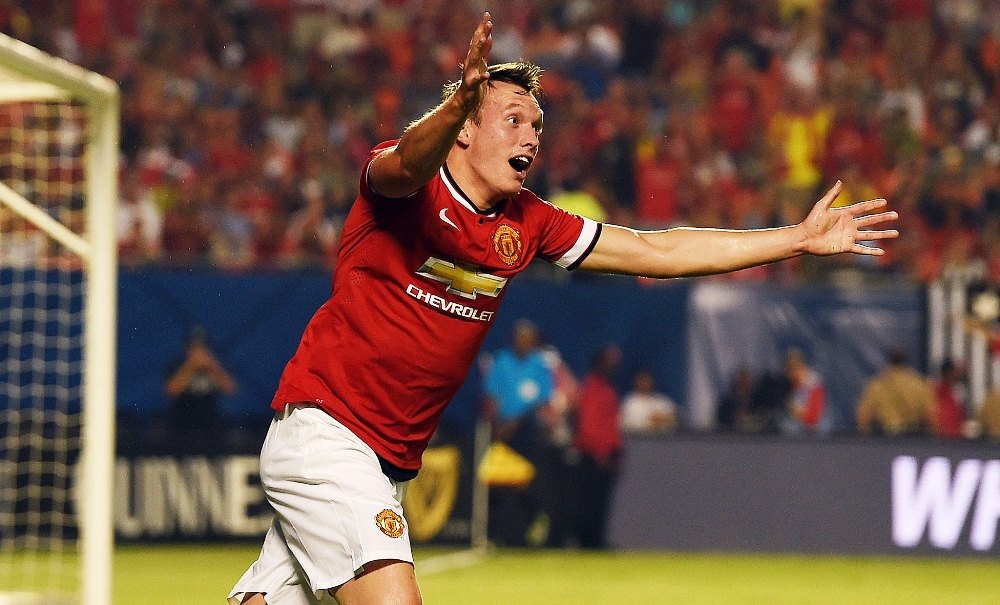 Джонс не считает, что \"МЮ\" достиг дна