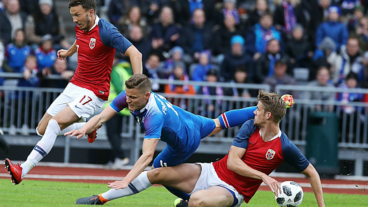 Исландия уступила Норвегии