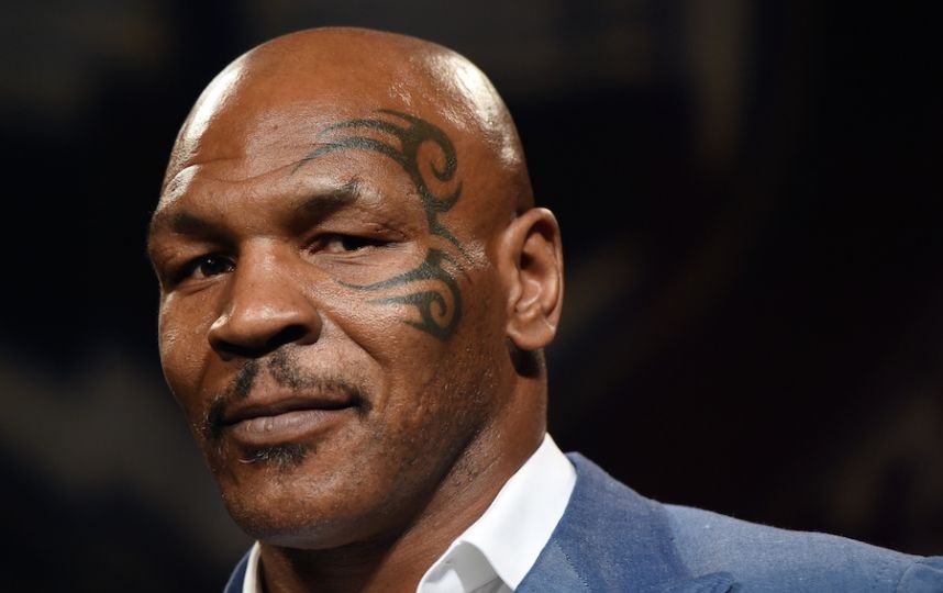 Тайсон: первую пару раундов Флойду придётся драться с Мэнни