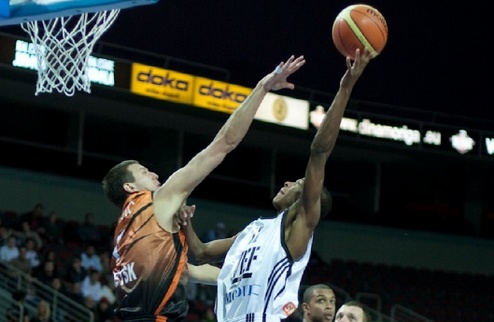 Единая лига ВТБ. ВЭФ нанес очередное поражение \"Цмоки-Минску\"