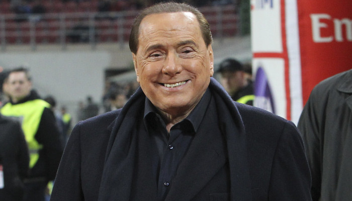 Берлускони впечатлен вложениями в \"Милан\"