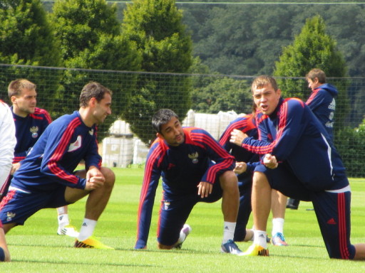 Дзюба хочет, чтобы Широков возглавил сборную России