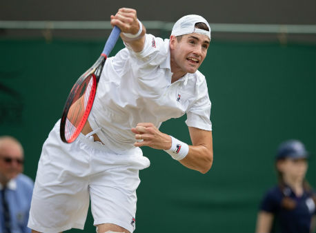 Изнер одержал победу над Раоничем