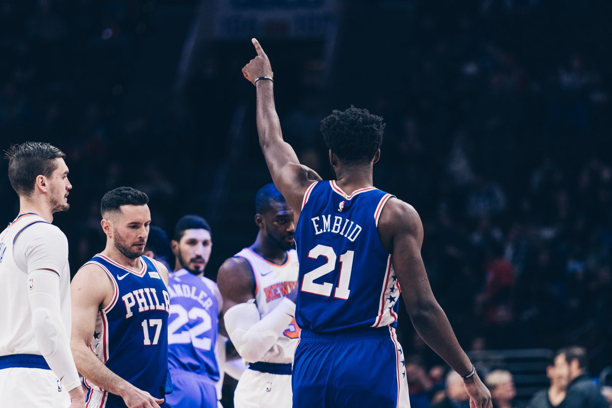 \"Нью-Йорк\" разгромно проиграл \"Филадельфии\"