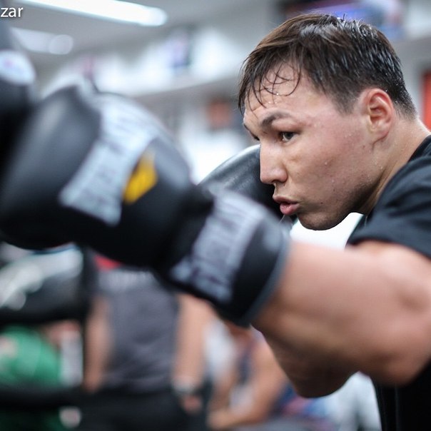 Проводников о спарринг партнерах: кому-то ребро сломал,  у других ещё какие-то проблемы