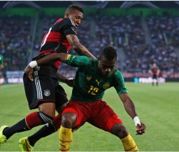 Германия разошлась миром с Камеруном, Бельгия переиграла Швецию