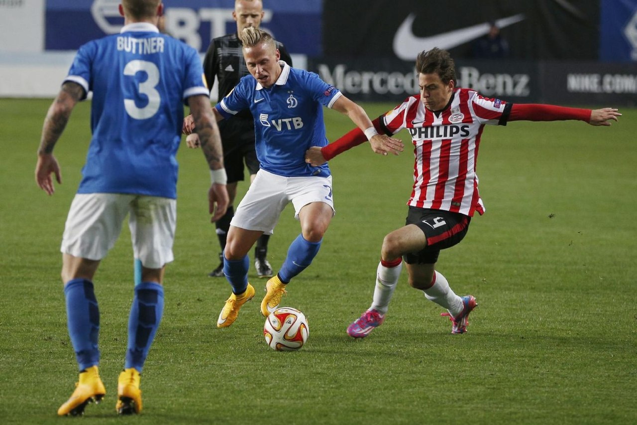 \"Динамо Москва\" в компенсированное время вырвало победу у ПСВ