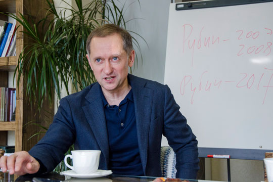 Сайманов прокомментировал трансферы Бухарова и Полоза в \"Рубин\"