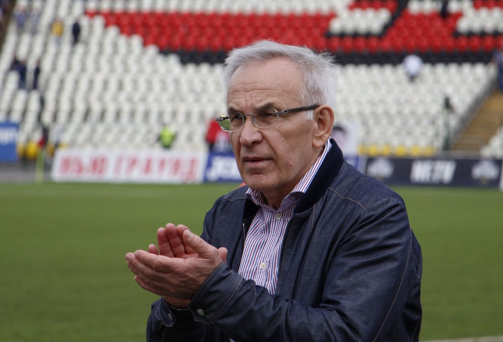 Гаджиев назвал стадион \"Амкара\" убогим