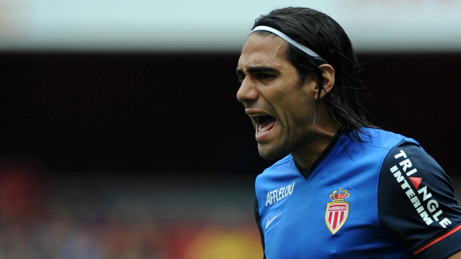 \"Сити\" готов приобрести Фалькао