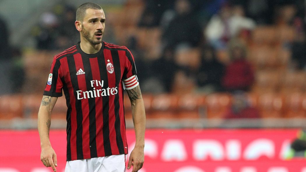 \"ПСЖ\" хочет приобрести Бонуччи