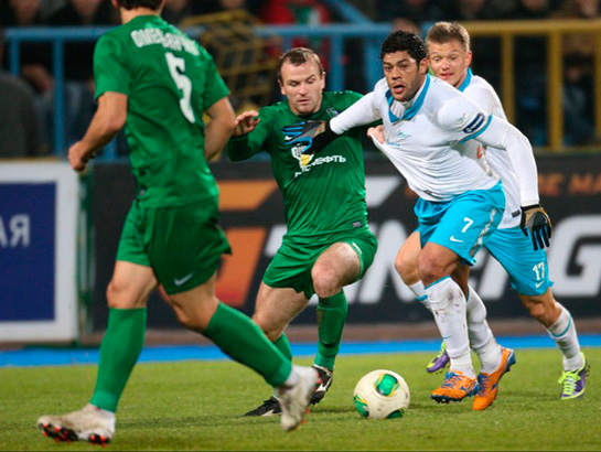 Матч \"Зенит\" - \"Томь\" увидят папуасы