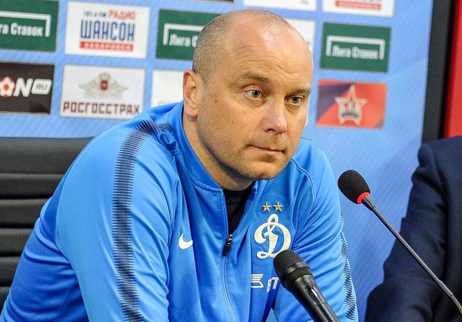 Хохлов заявил, что \"Динамо\" не боится \"Спартак\"