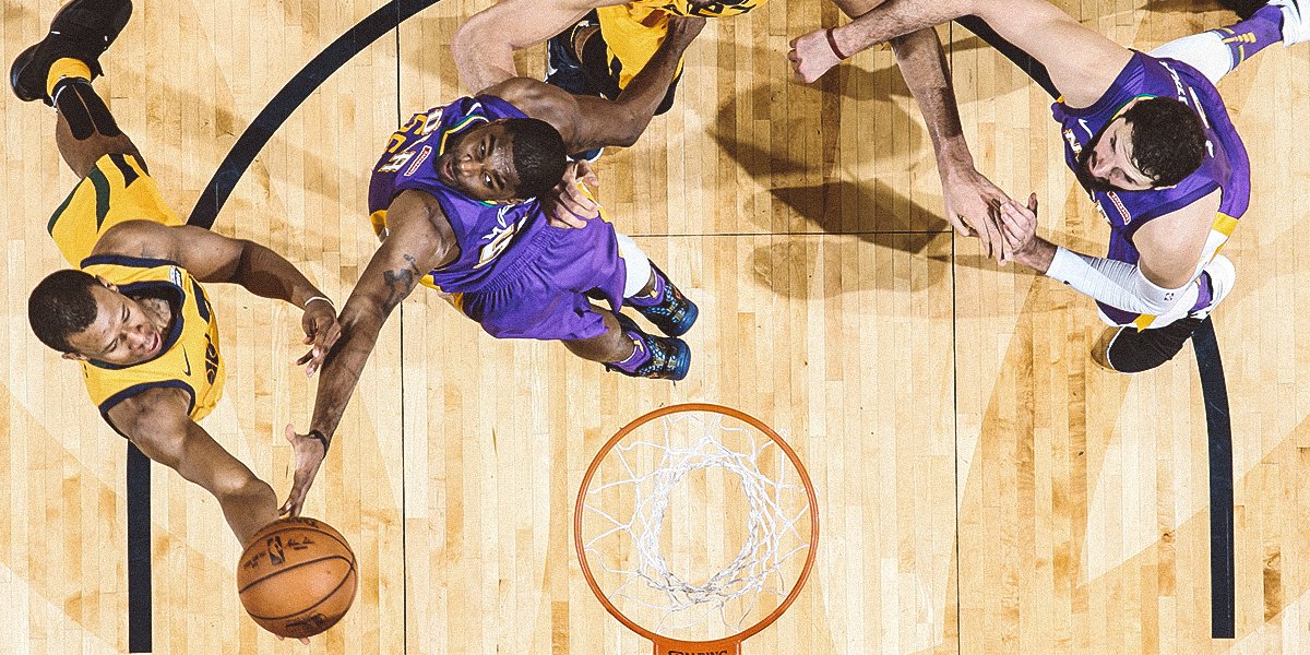 \"Юта\" разгромно обыграла \"Нью-Орлеан\"