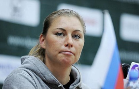 Звонарева с трудом одолела Блинкову