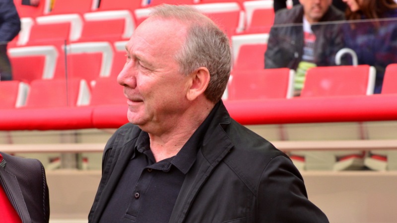 Романцев не смотрел матч Россия - \"Динамо\"