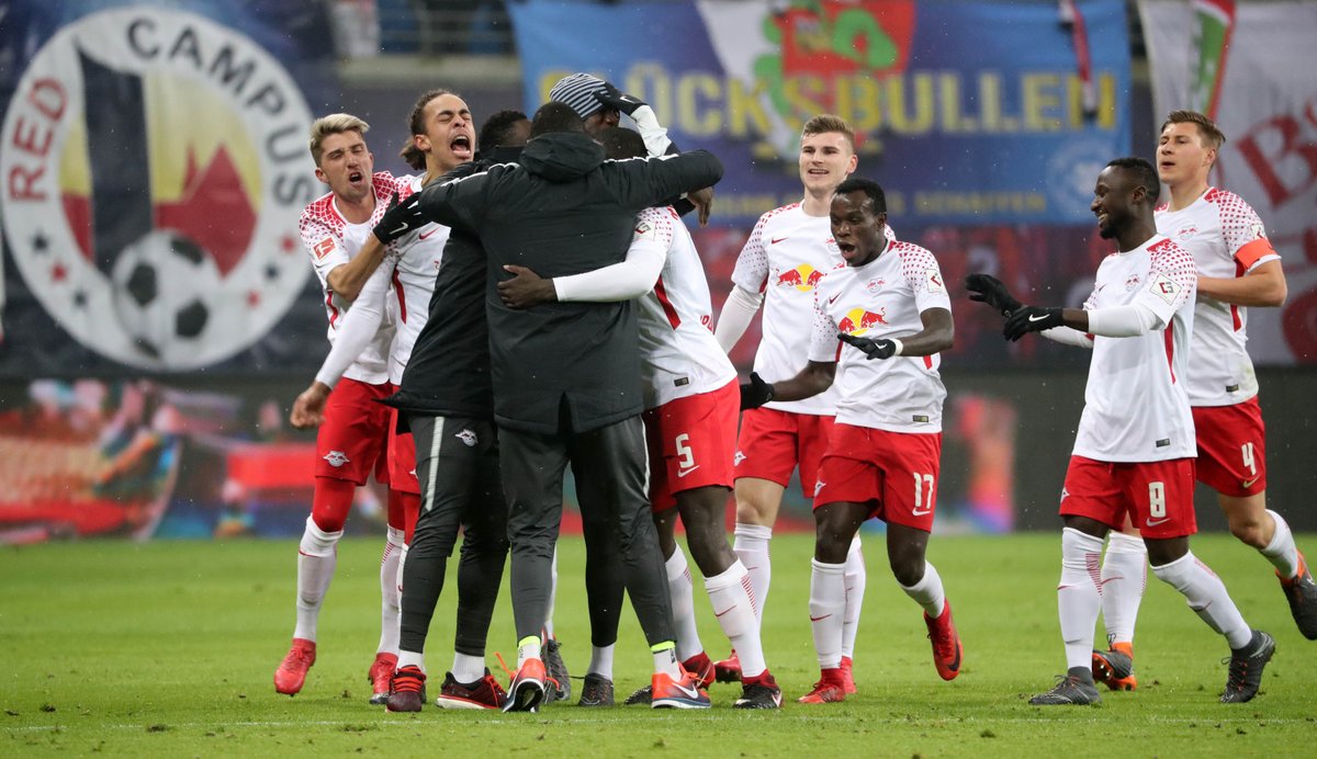 \"РБ Лейпциг\" победил \"Аугсбург\"