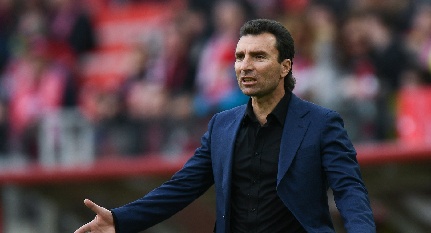 Григорян хочет вывести \"Арарат\" в ФНЛ