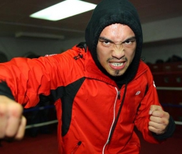 Именитый филиппинец хочет боксировать с Ломаченко