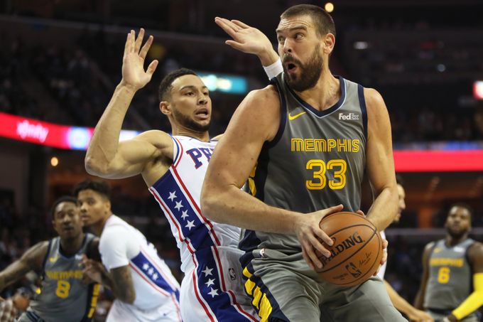 \"Мемфис Гриззлиз\" с трудом обыграли \"Филадельфию Сиксерс\"