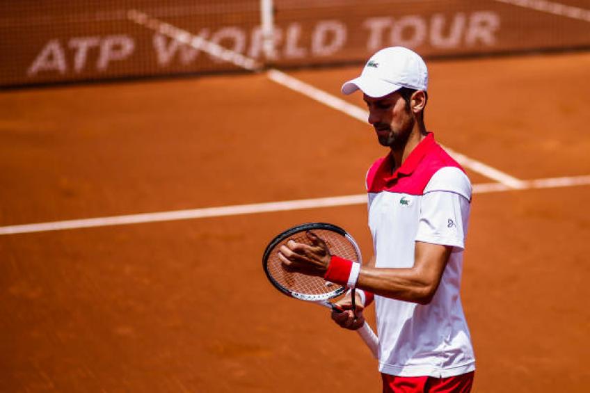 Джокович одолел Нисикори и вышел во второй раунд турнира в Мадриде