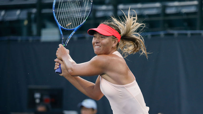 Шарапова разгромно победила Касаткину