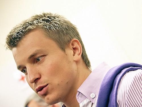 Ротань: \"Украина должна обыгрывать Молдову\"