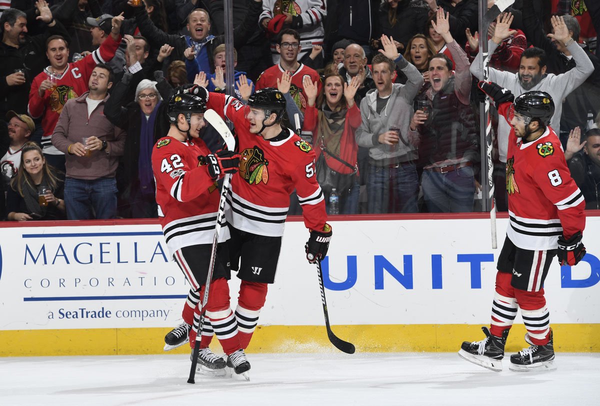 \"Баффало\" проигрывает \"Чикаго\"