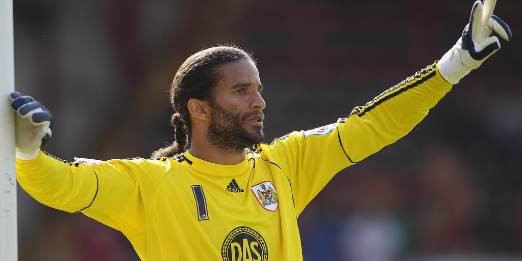 Дэвид Джеймс отказался от контракта с \"Борнмутом\"