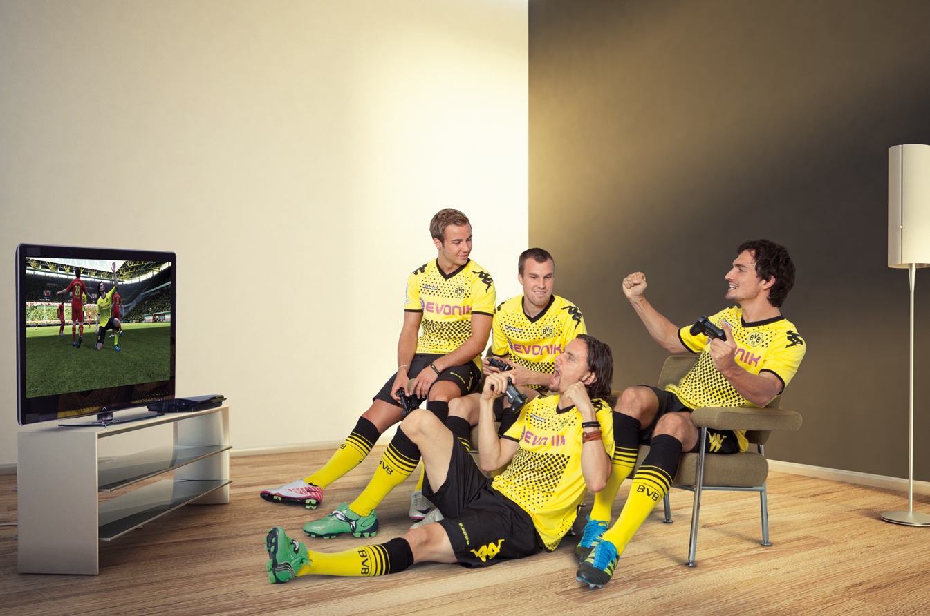 Хуммельс просит добавить ему скорости в игре FIFA13