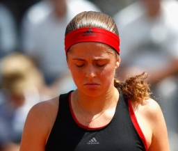 Остапенко в сухую проиграла Ван Цян во втором раунде турнира в Пекине