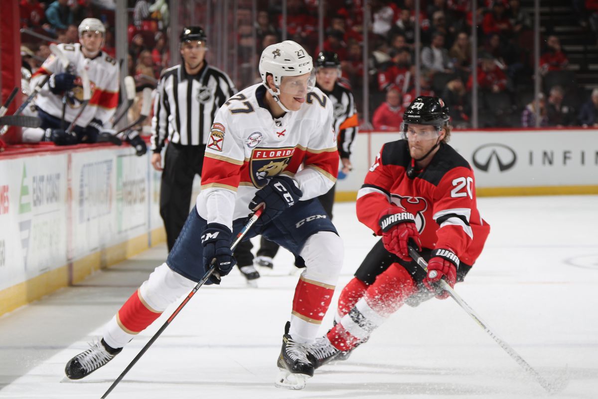 \"Флорида Пантерз\" в овертайме переиграли \"Нью-Джерси Дэвилз\"