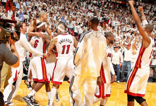 НБА: \"Хит\" выиграл первый матч финальной серии у \"Индианы\"